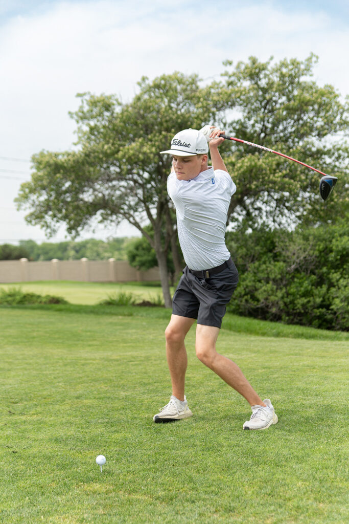 Photo of a golfer at the Hope Ranch golf tournament